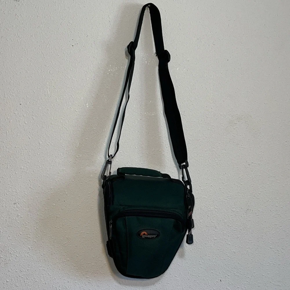 Lowepro Camera Lens Crossbody Bag Vacation photo Shoot Outdoors